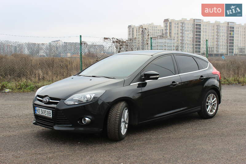Хэтчбек Ford Focus 2014 в Киеве