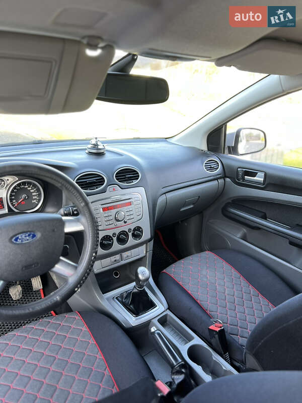 Универсал Ford Focus 2008 в Жовкве