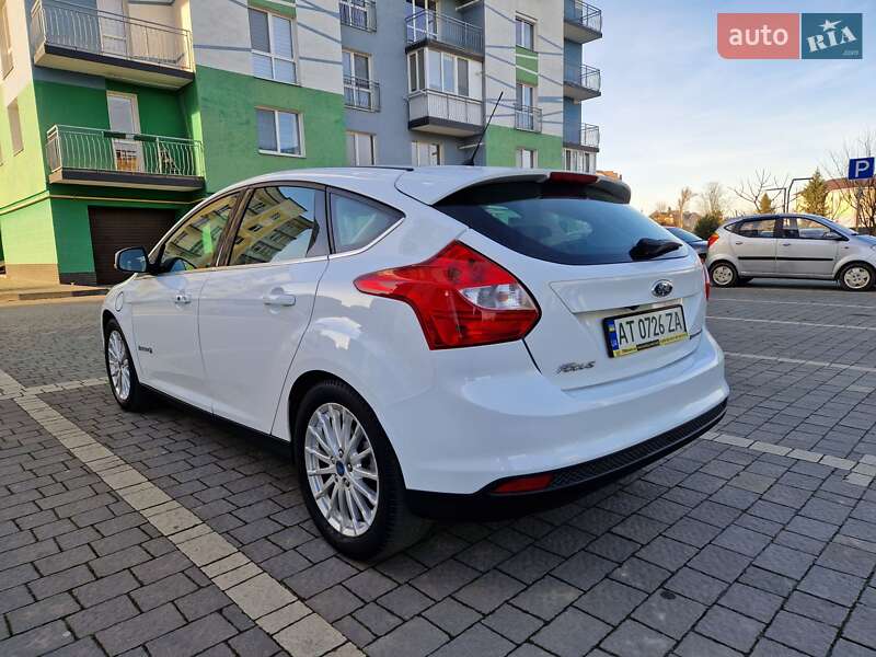 Хэтчбек Ford Focus 2014 в Ивано-Франковске