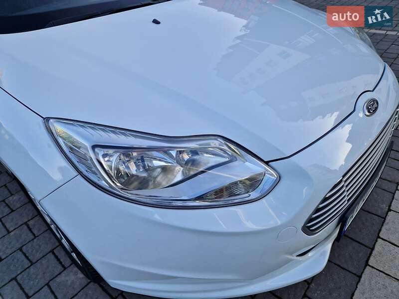 Хэтчбек Ford Focus 2014 в Ивано-Франковске