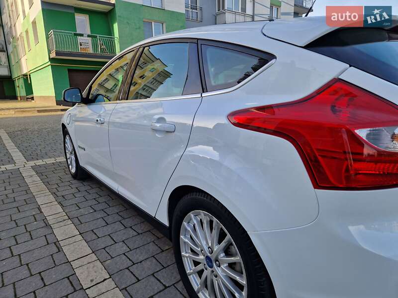 Хэтчбек Ford Focus 2014 в Ивано-Франковске