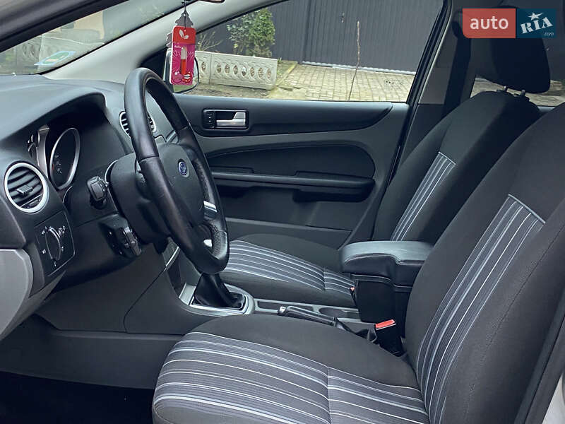 Универсал Ford Focus 2009 в Вознесенске