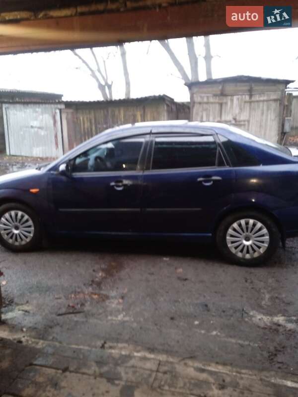 Седан Ford Focus 2000 в Знаменке