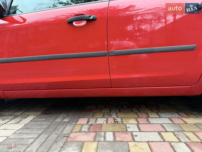 Хэтчбек Ford Focus 2004 в Кременчуге