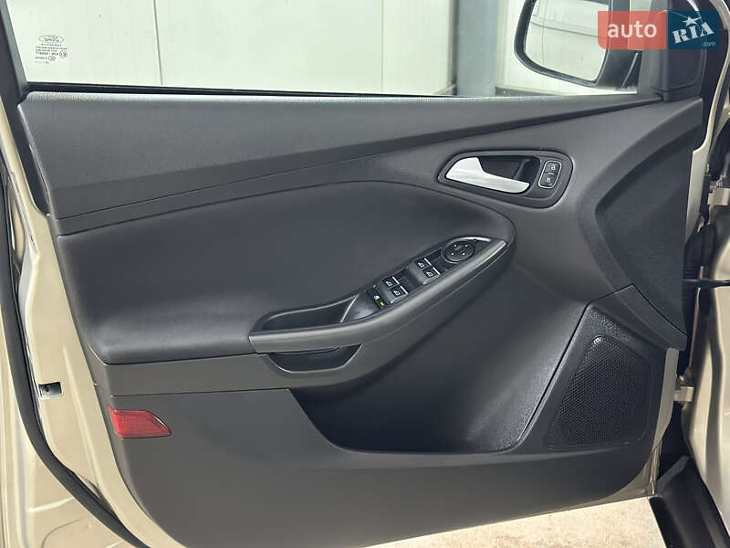 Универсал Ford Focus 2015 в Дрогобыче фото 22 Универсал Ford Focus 2015 в Дрогобыче