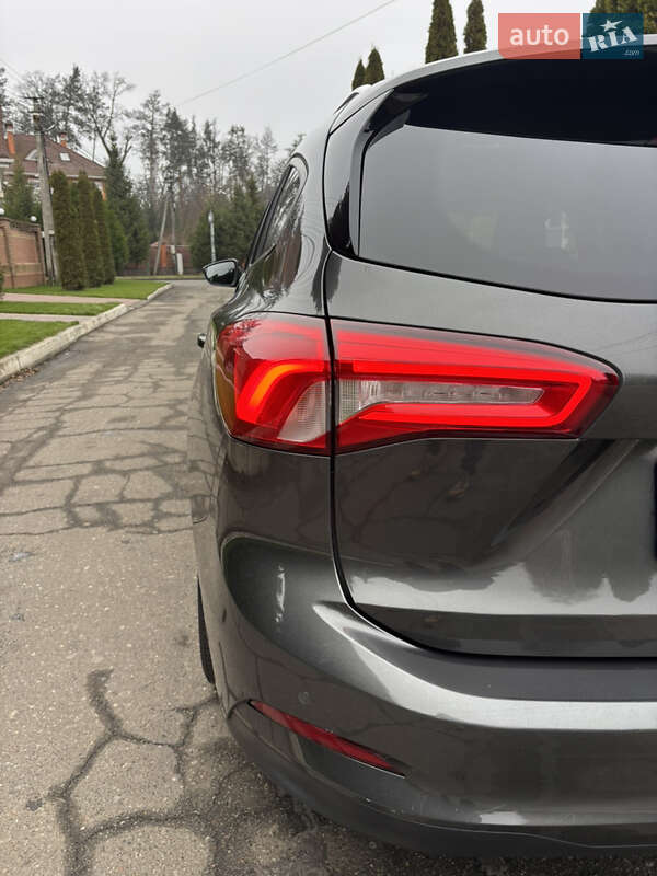 Универсал Ford Focus 2019 в Киеве фото 6 Универсал Ford Focus 2019 в Киеве