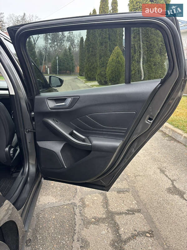 Универсал Ford Focus 2019 в Киеве фото 36 Универсал Ford Focus 2019 в Киеве