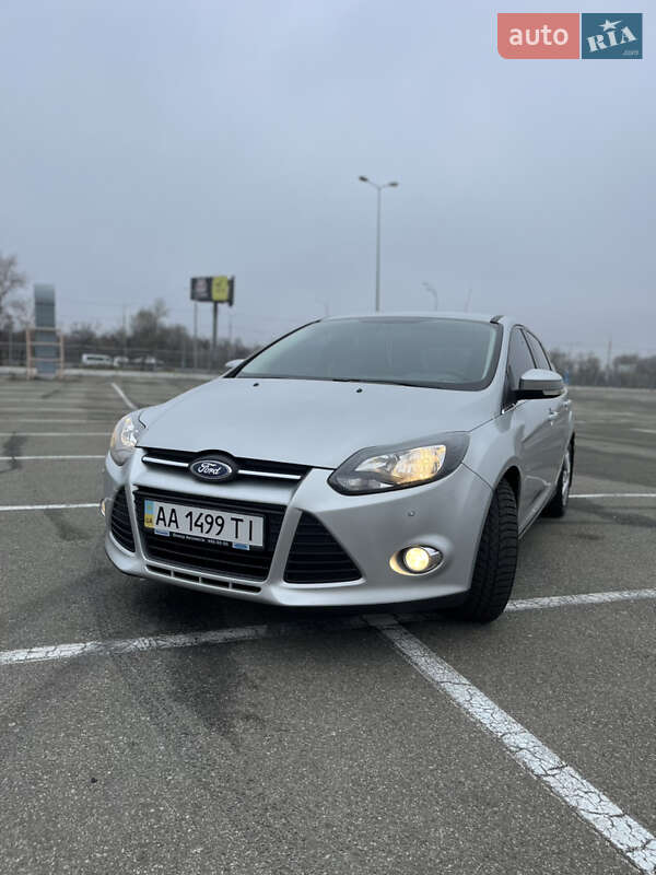 Хетчбек Ford Focus 2014 в Києві фото 5 Хетчбек Ford Focus 2014 в Києві