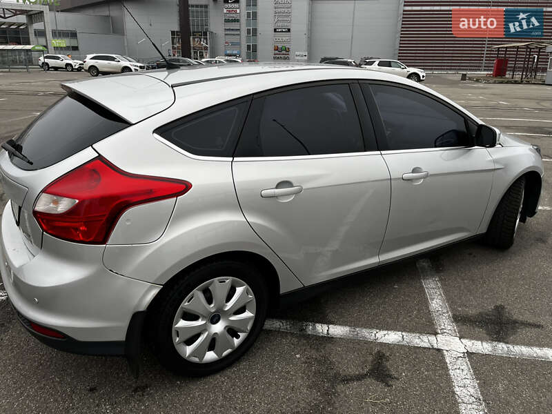 Хетчбек Ford Focus 2014 в Києві фото 22 Хетчбек Ford Focus 2014 в Києві