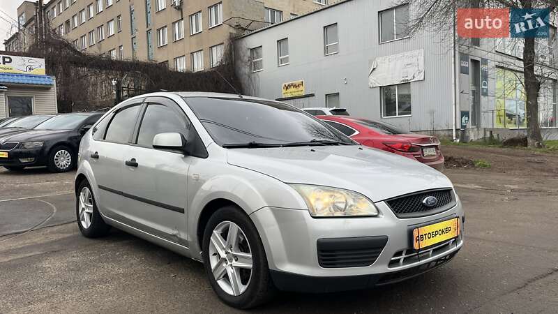 Хэтчбек Ford Focus 2006 в Николаеве