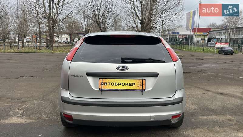 Хэтчбек Ford Focus 2006 в Николаеве
