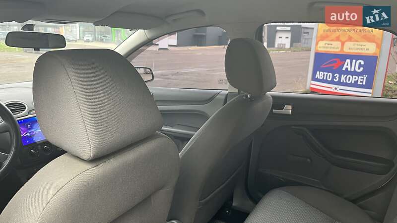 Хэтчбек Ford Focus 2006 в Николаеве