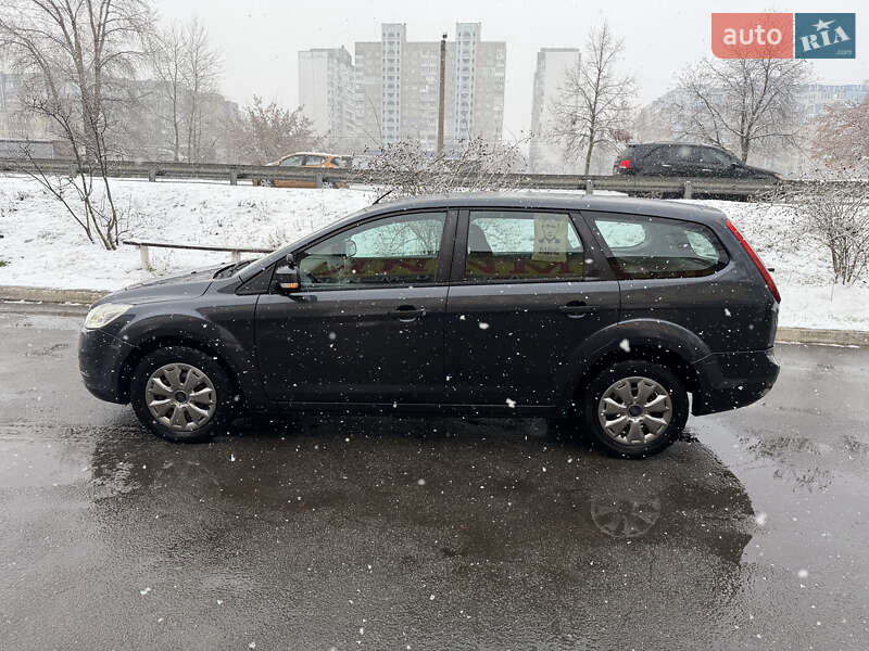 Универсал Ford Focus 2010 в Киеве