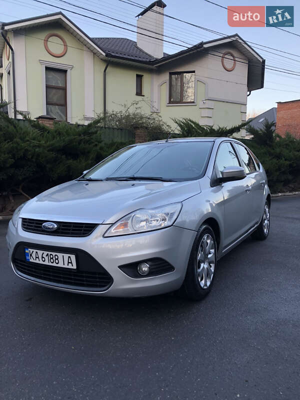 Ford Focus 2010 Ford Focus 2010