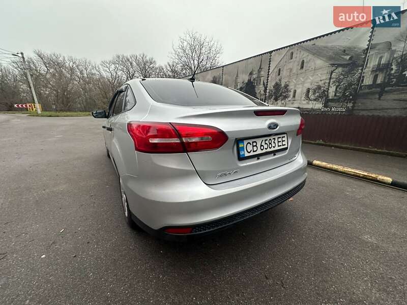 Седан Ford Focus 2015 в Чернигове