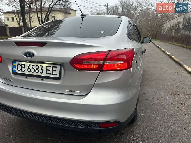 Седан Ford Focus 2015 в Чернигове
