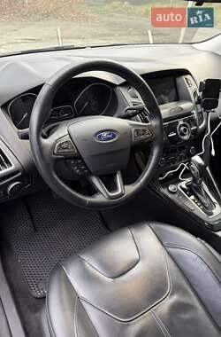 Седан Ford Focus 2017 в Киеве