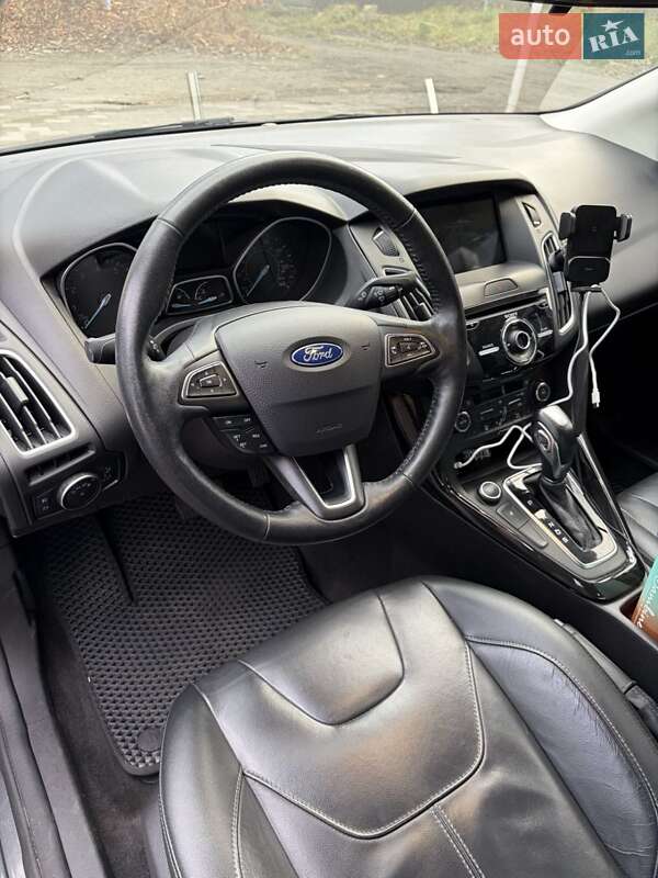 Седан Ford Focus 2017 в Киеве фото 5 Седан Ford Focus 2017 в Киеве