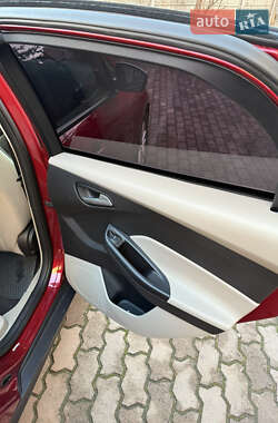 Хэтчбек Ford Focus 2015 в Ивано-Франковске