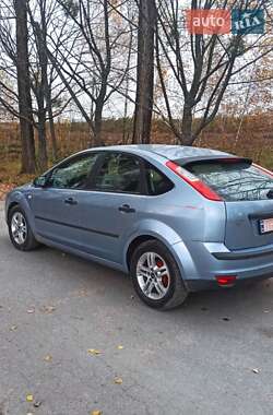 Хэтчбек Ford Focus 2006 в Житомире