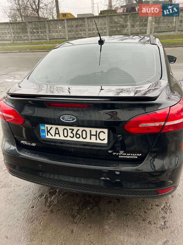 Седан Ford Focus 2015 в Киеве фото 5 Седан Ford Focus 2015 в Киеве