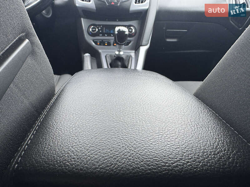 Універсал Ford Focus 2013 в Стрию фото 36 Універсал Ford Focus 2013 в Стрию