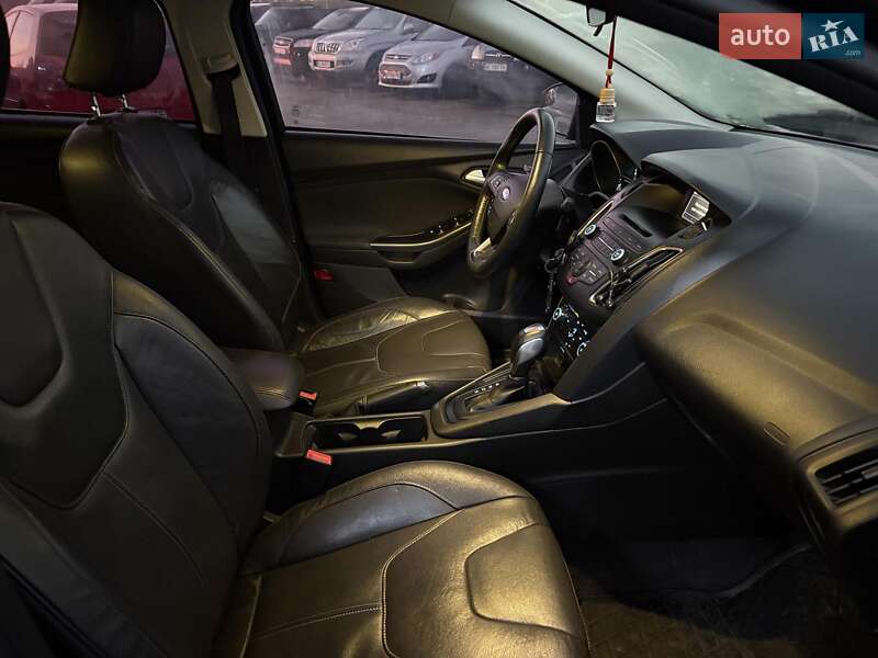 Седан Ford Focus 2015 в Львове