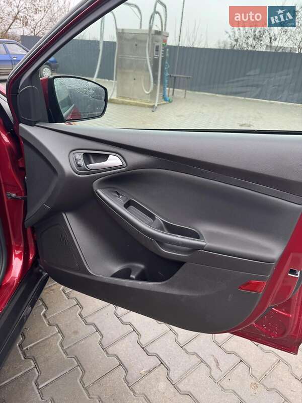 Седан Ford Focus 2017 в Залещиках