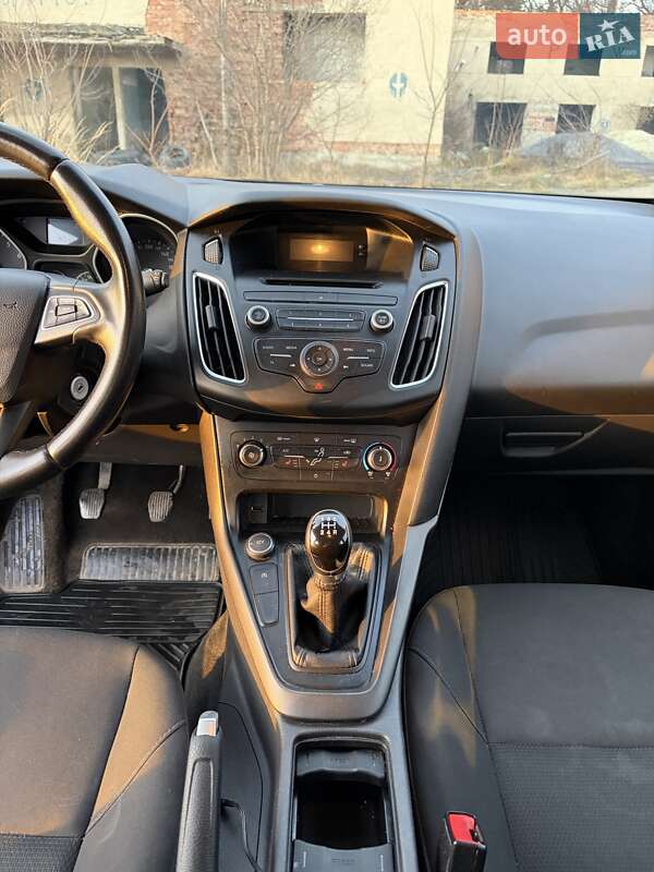 Хэтчбек Ford Focus 2016 в Львове
