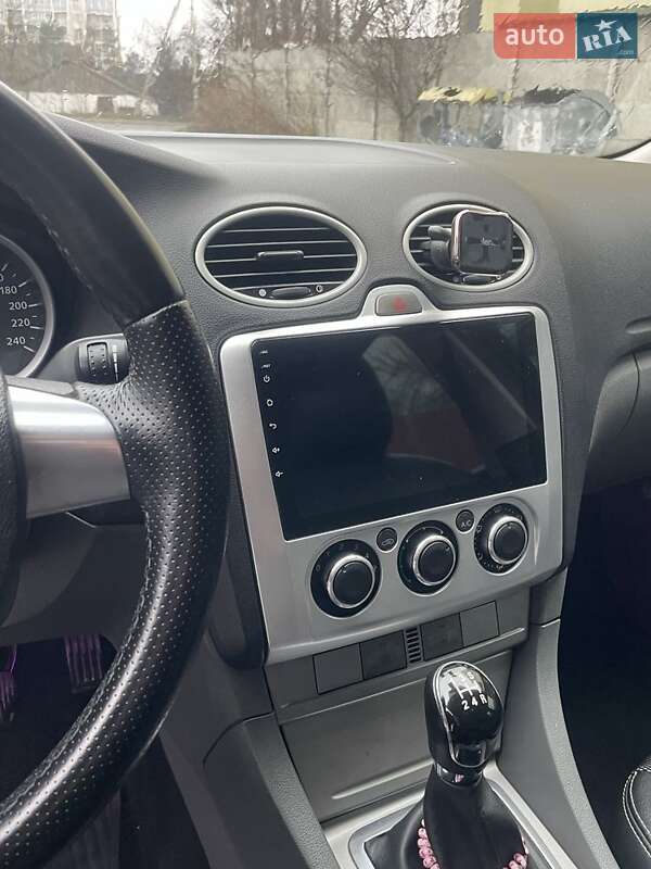 Универсал Ford Focus 2010 в Львове