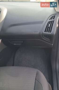 Седан Ford Focus 2012 в Днепре