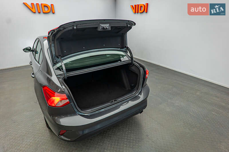 Седан Ford Focus 2020 в Киеве