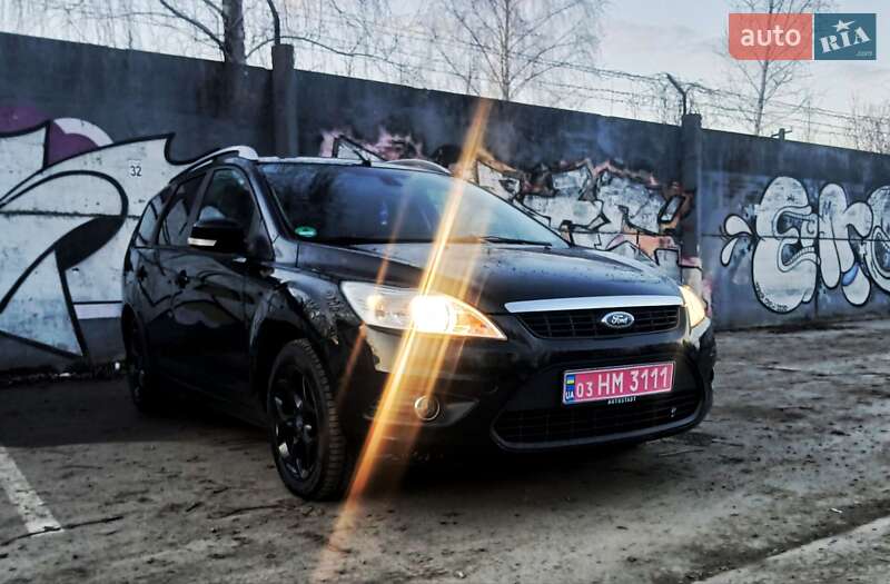Універсал Ford Focus 2010 в Луцьку фото 2 Універсал Ford Focus 2010 в Луцьку