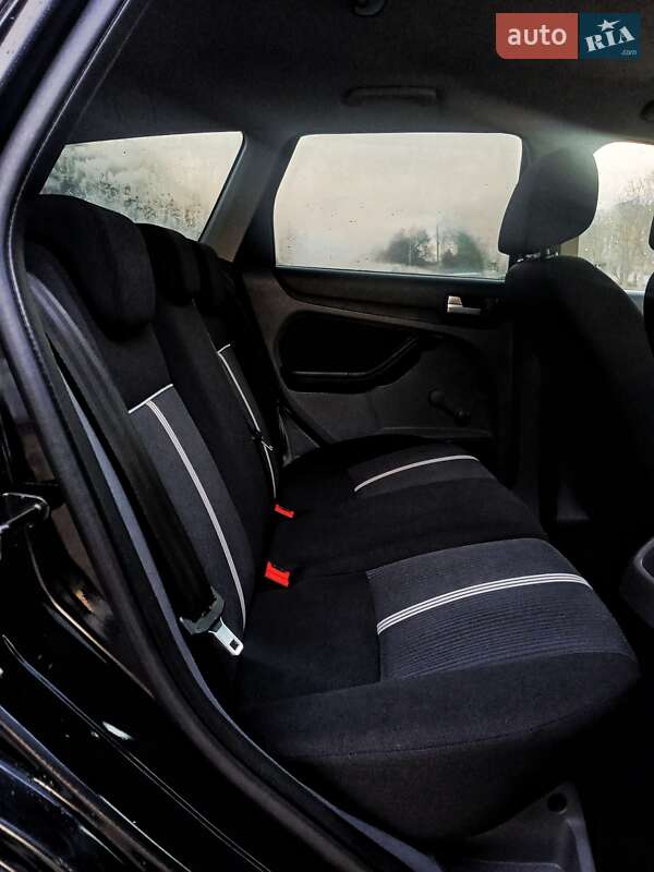 Універсал Ford Focus 2010 в Луцьку фото 14 Універсал Ford Focus 2010 в Луцьку