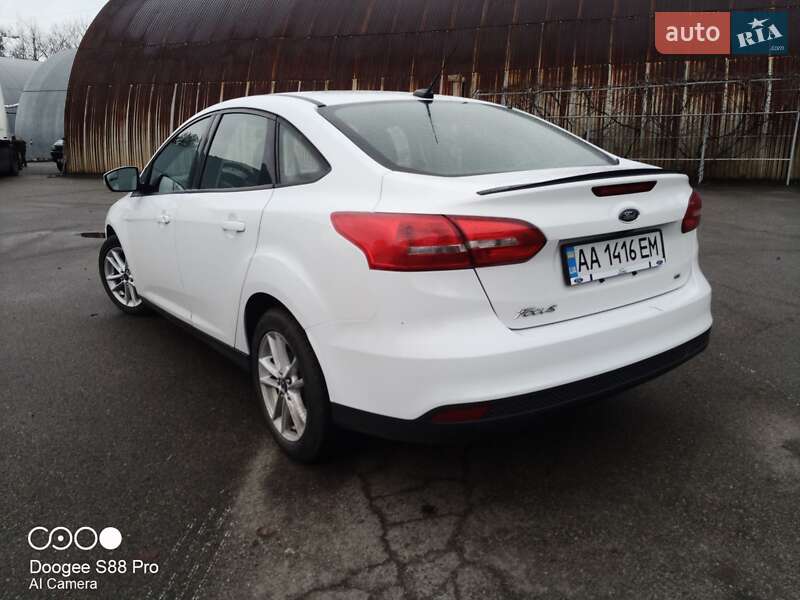 Седан Ford Focus 2015 в Киеве