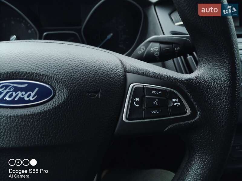 Седан Ford Focus 2015 в Киеве