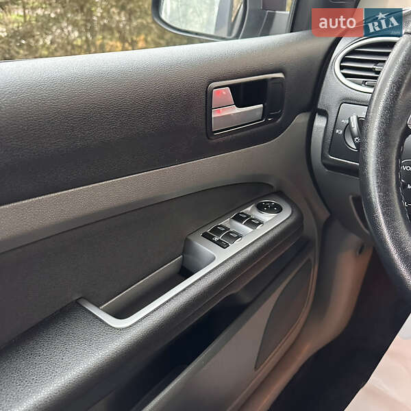 Хэтчбек Ford Focus 2008 в Ивано-Франковске