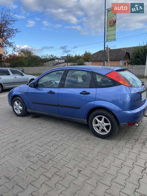 Хэтчбек Ford Focus 1999 в Первомайске