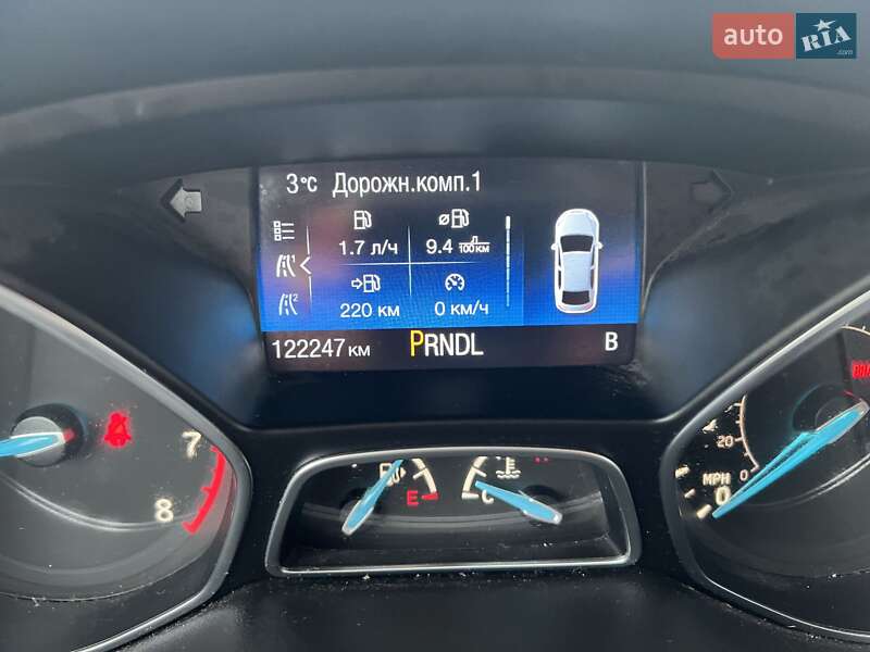 Хэтчбек Ford Focus 2015 в Киеве