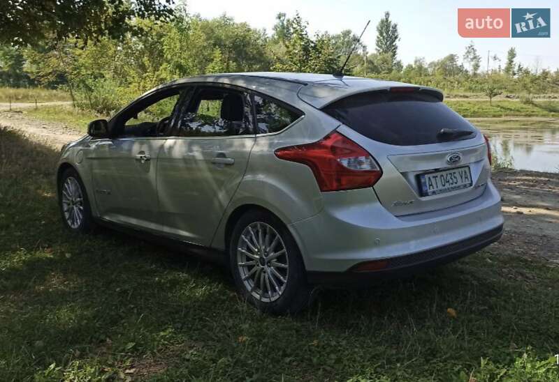 Хэтчбек Ford Focus 2013 в Коломые