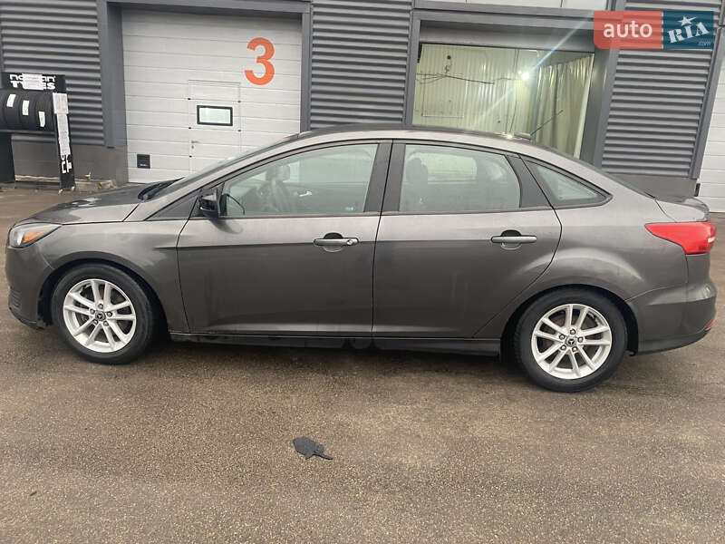 Седан Ford Focus 2016 в Києві