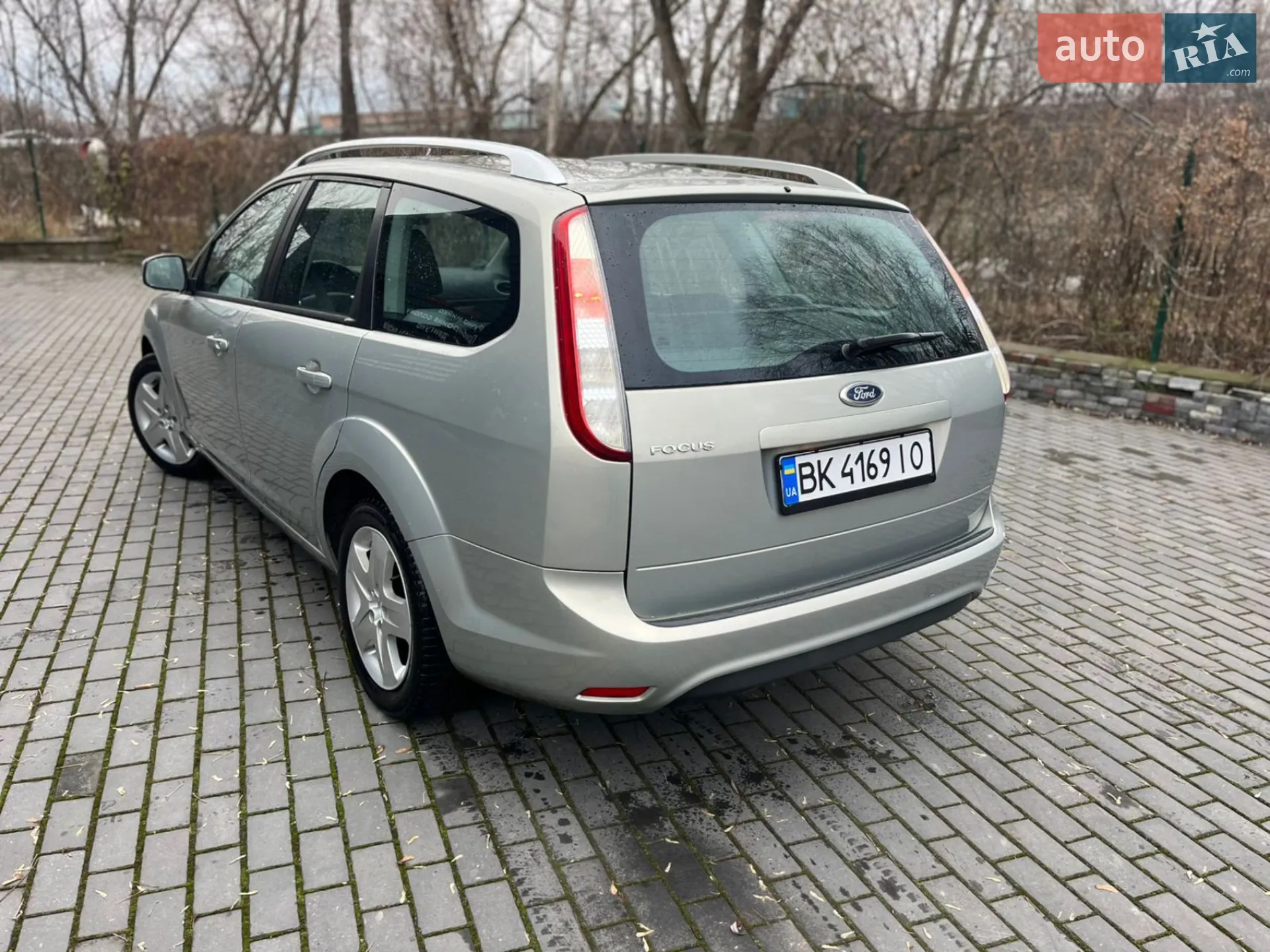 2010 Ford Focus - мініатюра 6