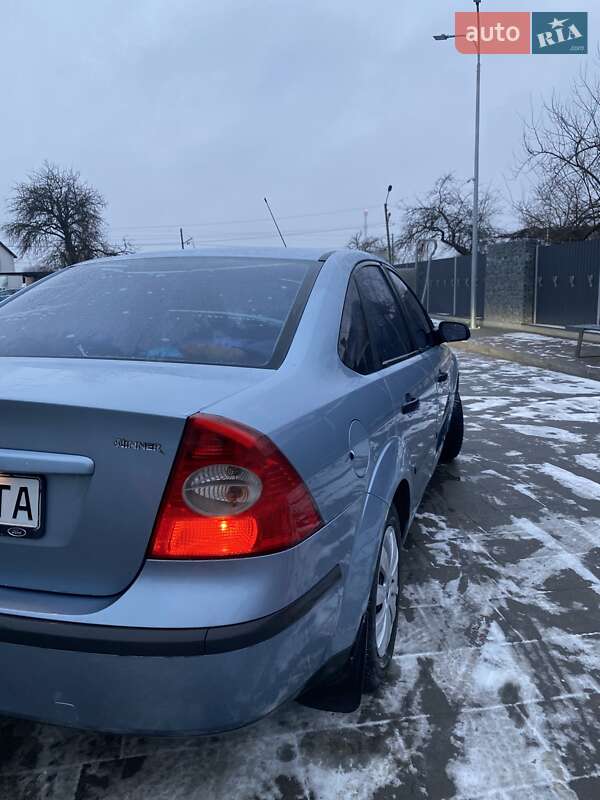Седан Ford Focus 2006 в Дрогобыче