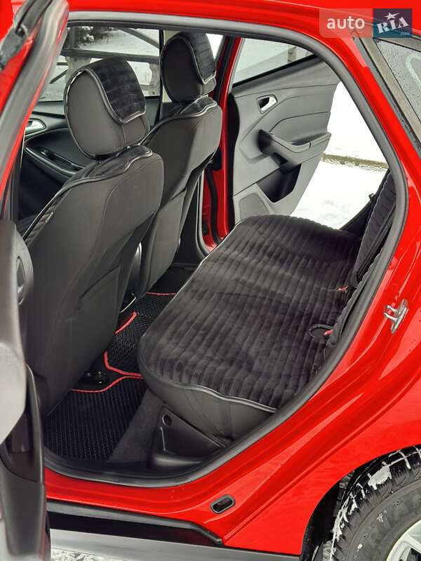 Седан Ford Focus 2015 в Дніпрі