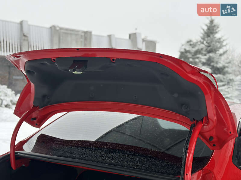 Седан Ford Focus 2015 в Дніпрі