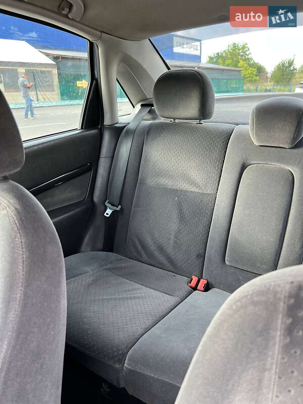 Седан Ford Focus 2004 в Золочеві