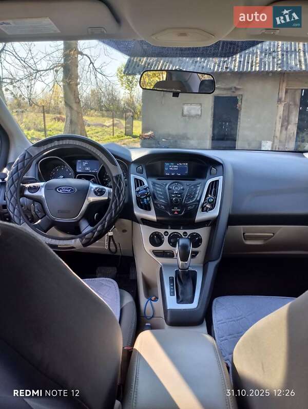 Седан Ford Focus 2013 в Золочеві