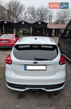 Хетчбек Ford Focus 2016 в Києві