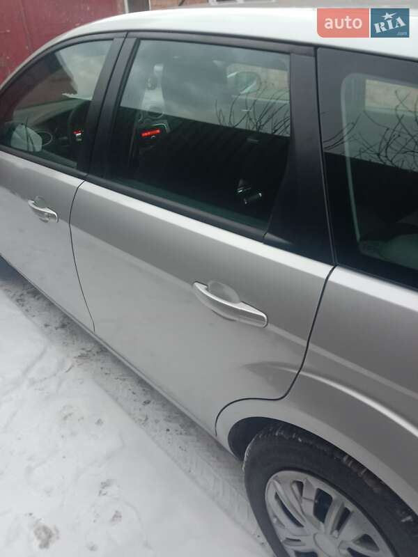 Универсал Ford Focus 2010 в Бердичеве