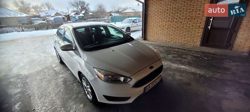 Седан Ford Focus 2017 в Киеве
